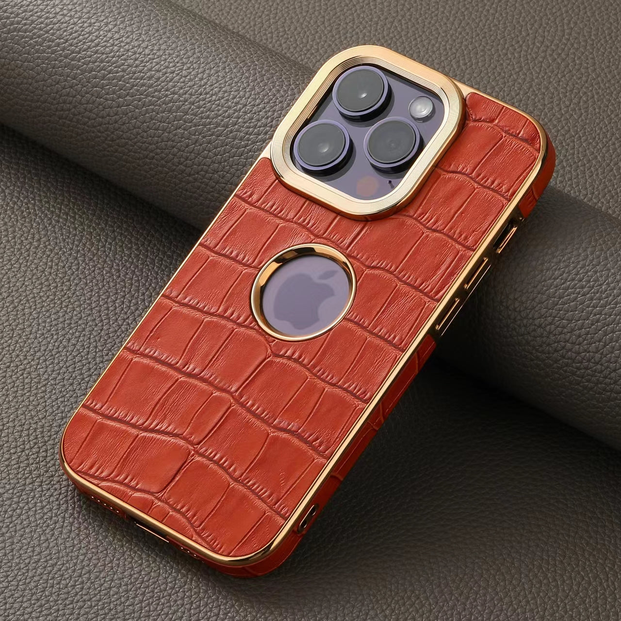 iPhone 15/14/13/12 Series Top Layer Alligator Pattern Cowhide Electroplated Border Anti Drop Genuine Leather Phone Case（Brown）